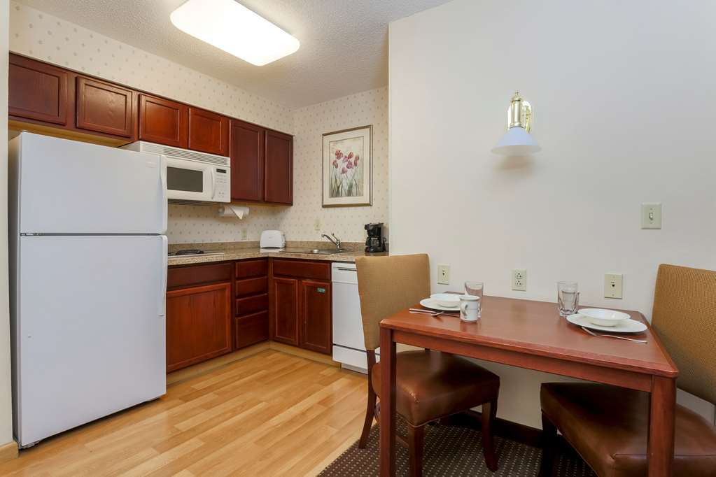 Homewood Suites By Hilton Erie Kearsarge Rum bild